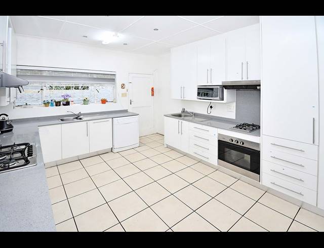 4 BEDROOM FREEHOLD FOR SALE IN HIGHLANDS NORTH
